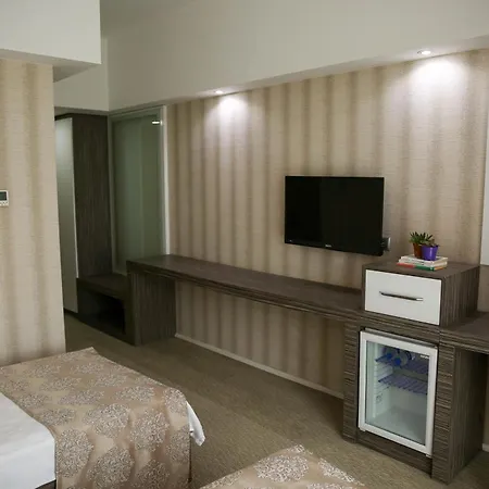 Mox Wellness & Hotel 4*