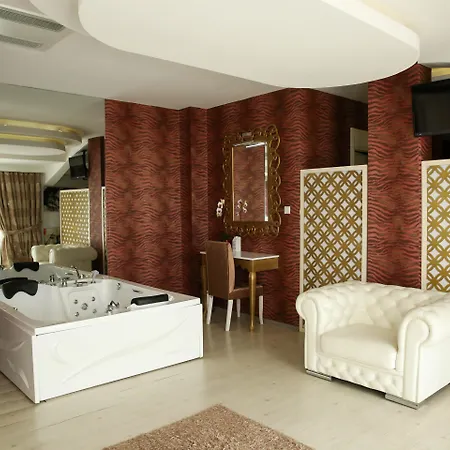 Hotel Mox Wellness &