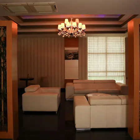 Mox Wellness & Hotel