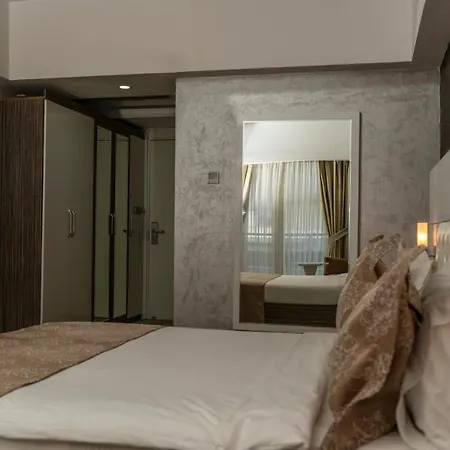 Hotel Mox Wellness & 4*