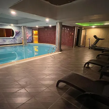 Hotel Mox Wellness & 4*