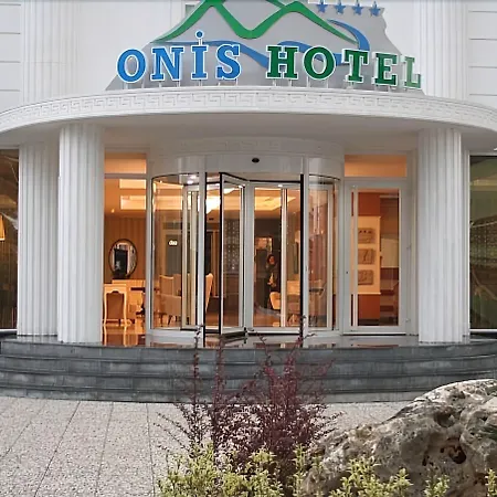 Mox Wellness & Hotel