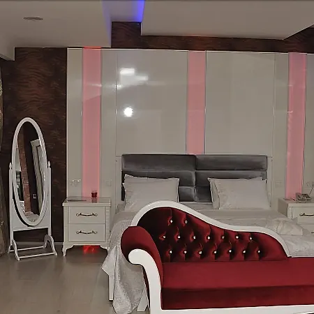 Mox Wellness & Hotel 4*