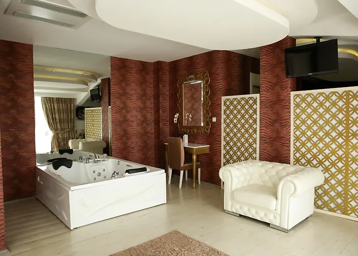 فندق Mox Wellness &